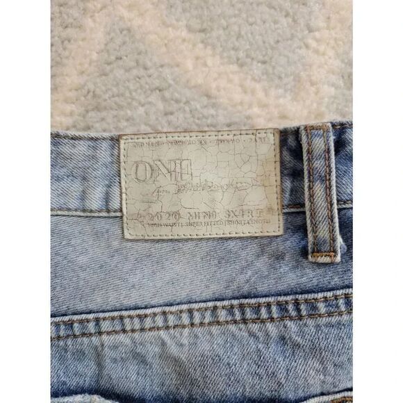 One teaspoon 2020 mini skirt 29 - Picture 3 of 7